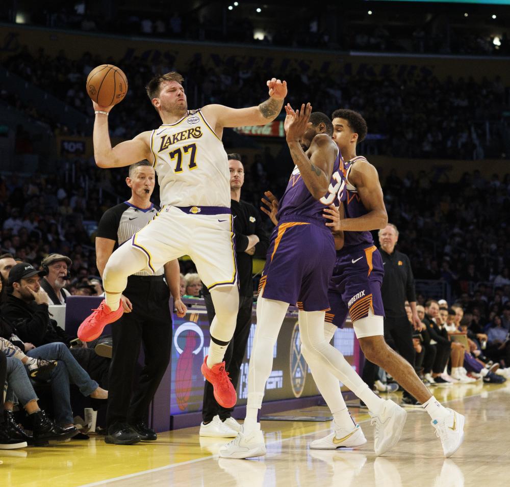 尤其是在主 尤其是在主