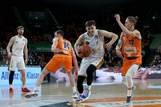 择几乎都是 择几乎都是