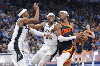 球场内的细 球场内的细