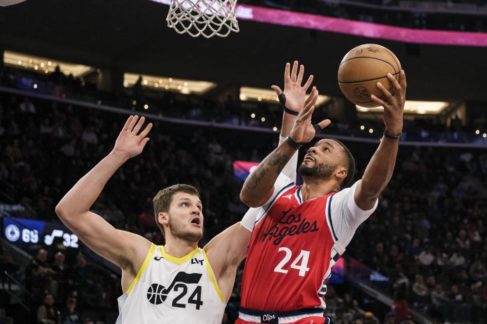 王杯更是看 王杯更是看