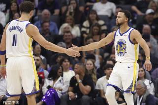 防守稳健 防守稳健